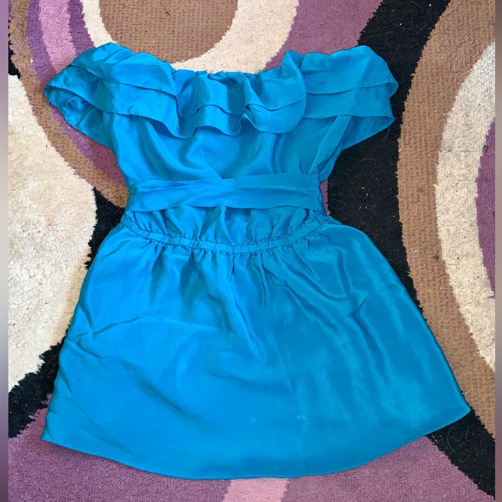 Forever 21 Turquoise Tube-Top Shirt with belt --- Size Small